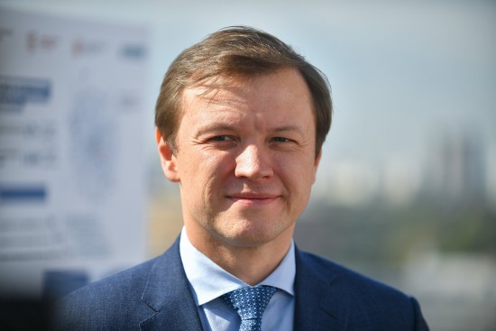 Владимир Ефимов: в контакт-центре Стройкомплекса обработали почти 200 тысяч запросов за семь лет