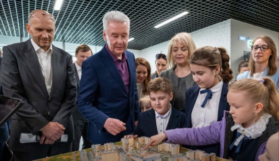 Собянин: В ТиНАО будут построены крупные образовательные комплексы