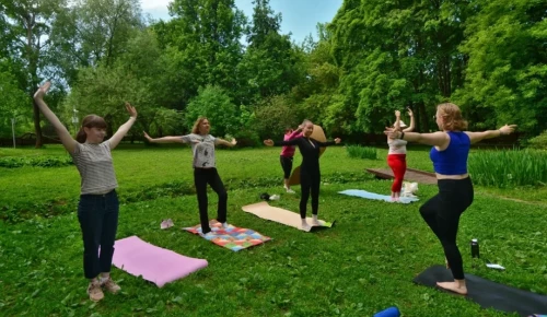 Усадьба Воронцово присоединилась к проекту «Йога в парке»