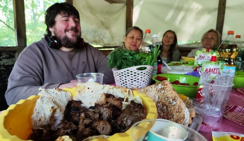 Участники православного семейного клуба трезвости Котловки провели пикник