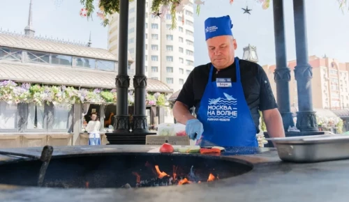 На фестивале «Рыбная неделя» в ЮЗАО научат готовить пельмени по-сибирски