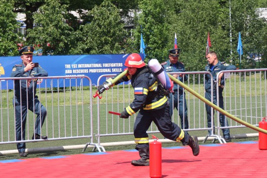 Каждое мгновение на счету. Московские огнеборцы выступили на Международном Гран-при профессионального мастерства пожарных  и спасателей