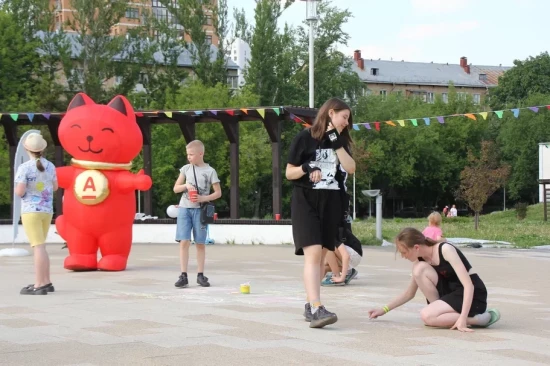 Пусть всегда будет солнце. В Зюзине, Бутове и Тёплом Стане 1 июня можно порисовать мелками на асфальте