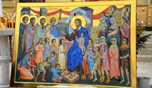 В храме Священномученика Ермогена в Зюзине освятили икону «Благословение детей»