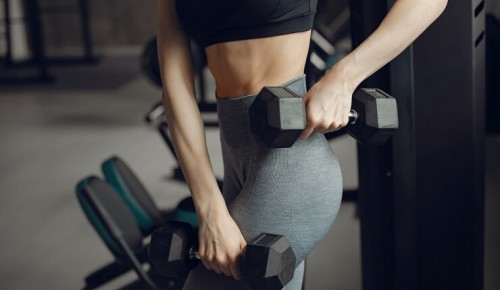 Бутовчан приглашают на занятия фитнесом на свежем воздухе в рамках фестиваля «Лето в Москве. Все на улицу!»