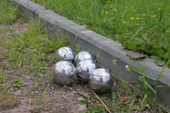 В Зюзине проведут мастер-класс по петанку в рамках фестиваля «Лето в Москве. Все на улицу!»