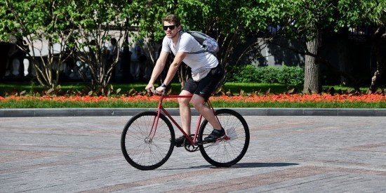 Жители Академического района смогут воспользоваться новыми велосипедными дорожками