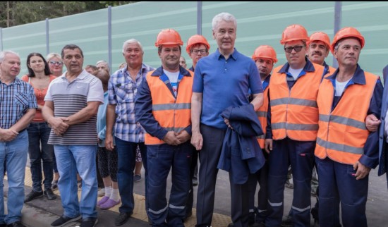 Собянин: До 2026 года в ТиНАО будет построено еще почти 100 км новых дорог