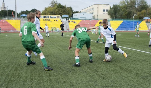 Спортсмены ФК «Воробьевы горы» выиграли четыре матча детско-юношеского первенства по футболу