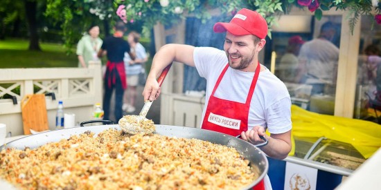 Фермерская ярмарка и кулинарные мастер-классы: как пройдет фестиваль «Вкусы России» на ВДНХ