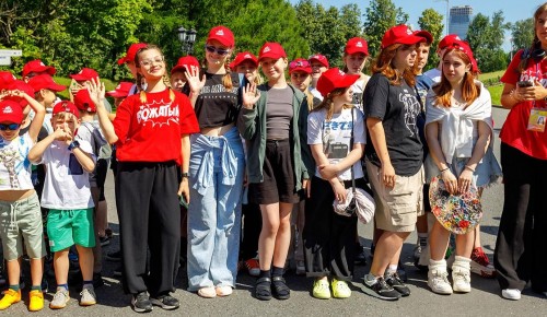 Собянин: Московские подростки могут пройти различные стажировки этим летом