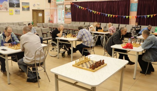 Жители филиала «Зюзино» СД «Обручевский» приняли участие в шахматном турнире