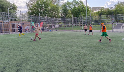 В Академическом районе прошли отборочные соревнования по мини-футболу