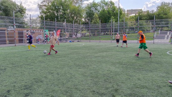 В Академическом районе прошли отборочные соревнования по мини-футболу