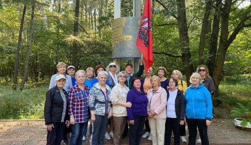 В Теплом Стане в зоне отдыха «Тропарево» прошла мемориально-патронатная акция