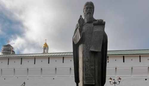 Прихожане храма святых князей Бориса и Глеба в Зюзине совершили поездку в Свято-Троицкую Сергиеву Лавру