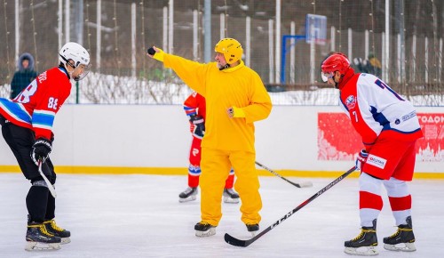 На катке в Зюзине пройдут матчи по хоккею