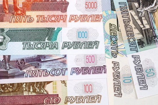 Правоохранители Ломоносовского района задержали подозреваемого в краже 35 тыс. руб. с банковского счета