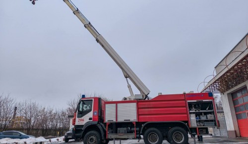 Техника спасения: пожарный пеноподъёмник