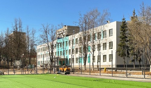 Обновленная школа на улице Введенского откроется в сентябре — мэр Москвы