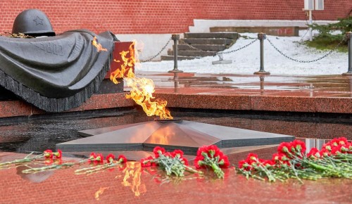 Кадеты школы №1492 приняли участие в «Вахте памяти» на Поклонной горе