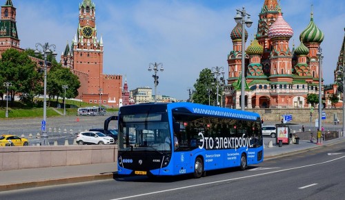 Собянин: Еще более 250 зарядных станций установят в Москве в 2025 году