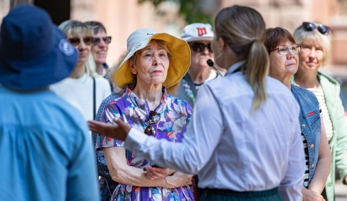 «Московское долголетие» приглашает на пешие экскурсии по району Ясенево