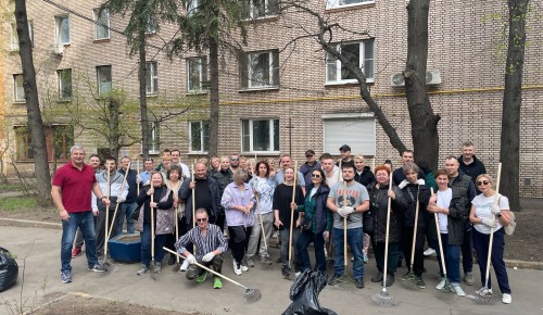 В Гагаринском районе прошел субботник