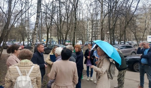 В Теплом Стане прошел обход территории