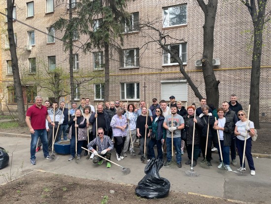 В Гагаринском районе прошел субботник