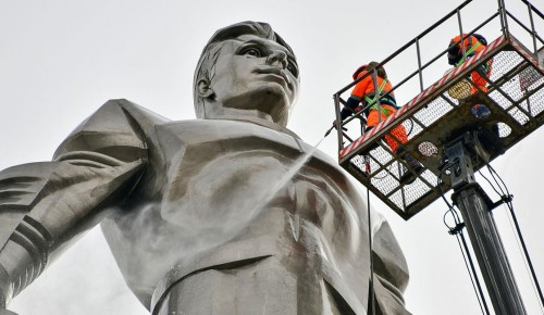 К маю будет чистой: в столице продолжается месячник по благоустройству