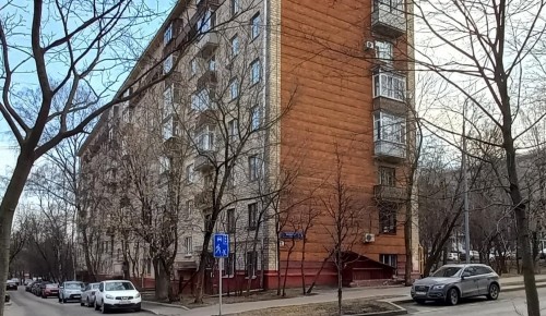 В Ломоносовском районе выставлено на торги нежилое помещение