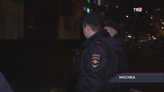 В столичном районе Теплый Стан сотрудники полиции рассказали о своей работе