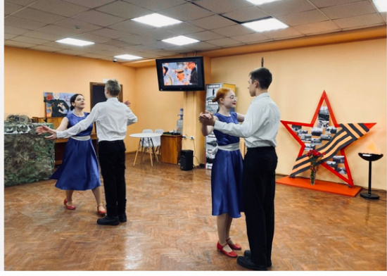 В ОК «Юго-Запад» прошла литературно-музыкальная гостиная «Дорогами Победы»