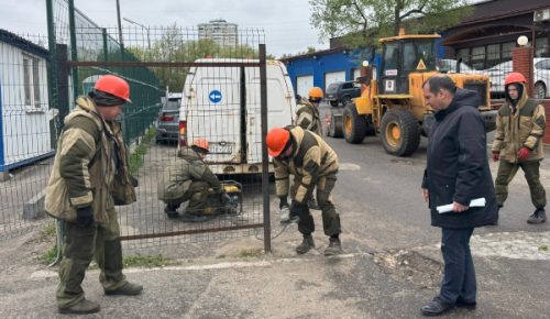 Три участка в Северном Бутове освободили от некапитальных объектов