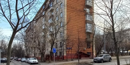 Город выставил на торги два коммерческих помещения возле метро «Университет»