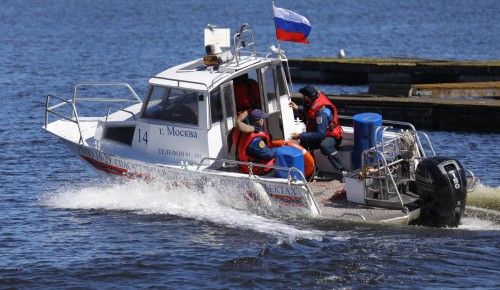 Работа спасателей на воде в майские праздничные дни