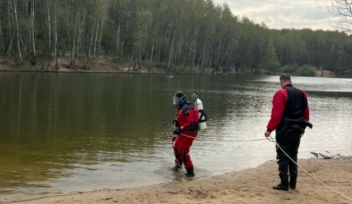 Водолазы провели обследование дна водоемов в зоне отдыха «Тропарево»