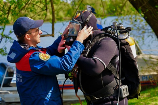 В столице началась проверка дна водоёмов к открытию купального сезона