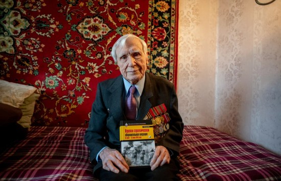 Гордость района. Поздравляем ветерана Василия Глотова с 80-летием Великой Победы