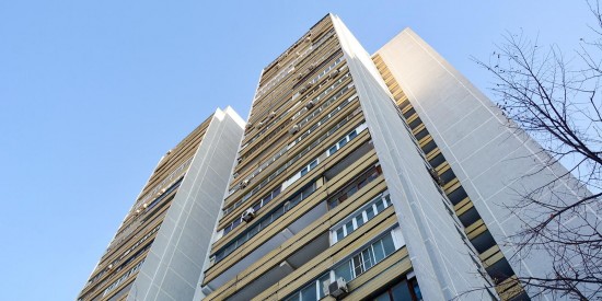 На Ленинском проспекте в ЮЗАО в рамках программы капремонта провели восстановительные работы жилых домов