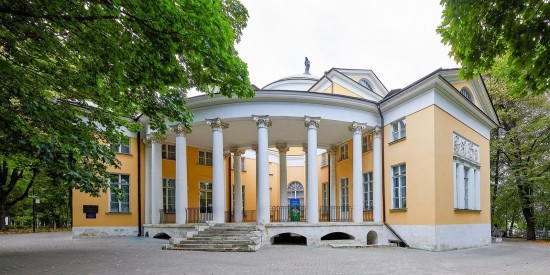 Мэр Москвы рассказал, как столица бережно сохраняет памятники архитектуры