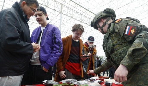 Акция «Есть такая профессия – Родину защищать!» знакомит школьников с вузами Минобороны