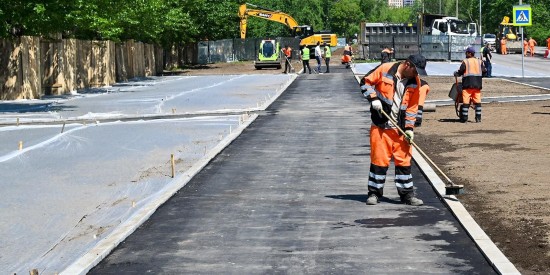 Работы по благоустройству стартовали на Профсоюзной улице