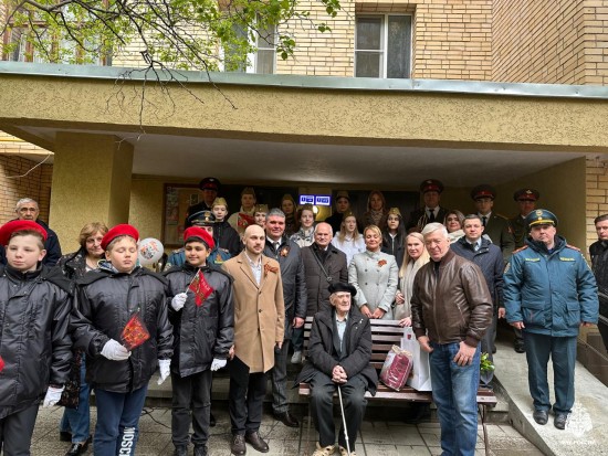 В Гагаринском районе поздравили ветеранов с праздником Великой Победы