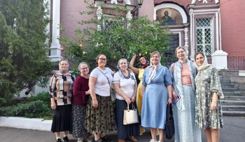 Прихожане Владимирского храма посетили Донской монастырь в Москве
