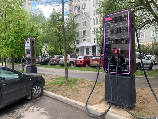 В Южном Бутово открылись новые зарядные станции для электромобилей