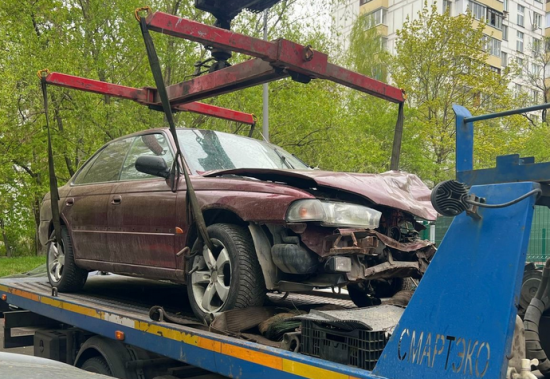 В Черемушках ликвидировали брошенные автомобили