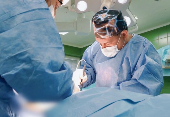 Собянин заявил о росте объема операций по установке постоянных нейростимуляторов