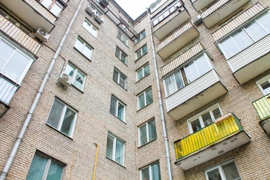 В Гагаринском районе капитально отремонтируют два дома с внутренними дворами